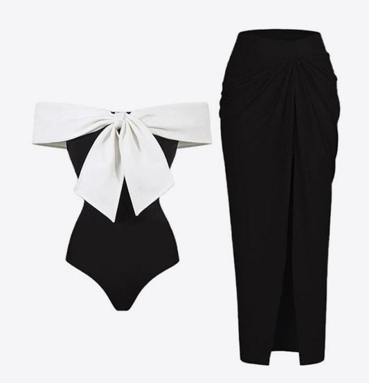 Contrast Bow Detail Two-Piece Swim Set